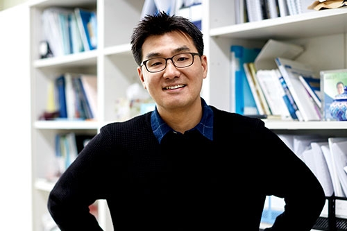 Park, Jung-Woo Professor Photo