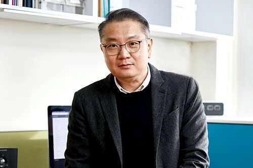박상욱 부교수 사진